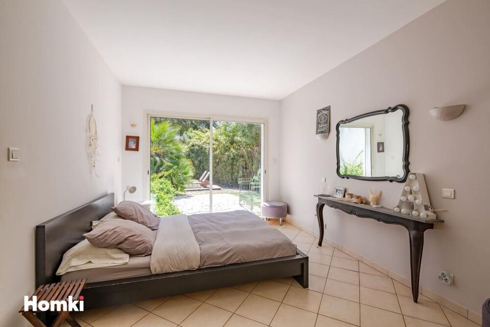 � vendre  Maison Saint-Rapha�l (83700)