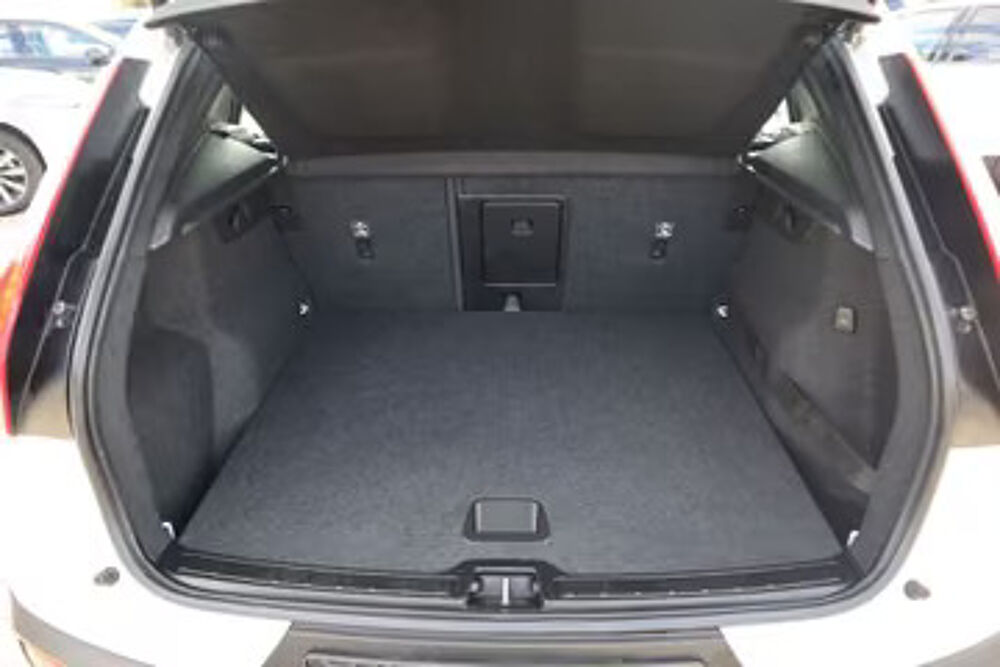 XC40 T3 Momentum Pro 2020 occasion 33000 Bordeaux