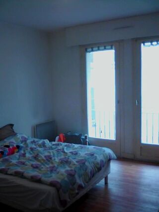  Appartement à louer 1 pièce 28 m²