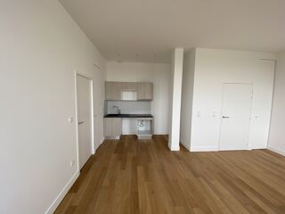  Appartement à louer 2 pièces 46 m²