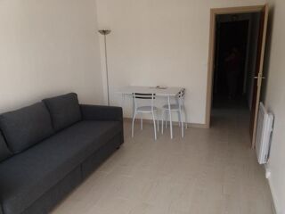  Appartement à louer 1 pièce 25 m²