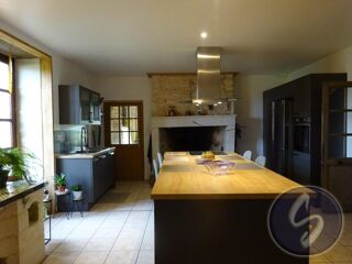  Maison � vendre 9 pi�ces 327 m�