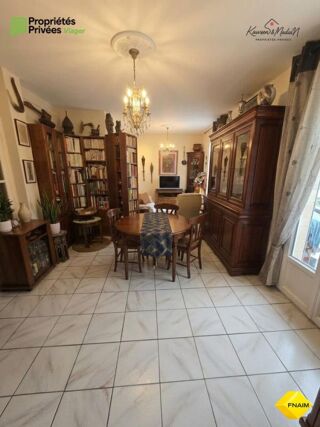  Appartement à vendre 6 pièces 180 m²
