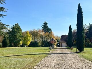  Maison � vendre 10 pi�ces 272 m�