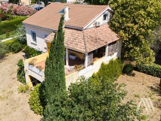  Villa à vendre 6 pièces 164 m²