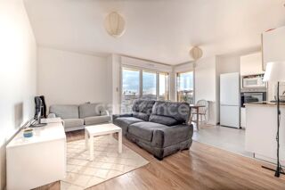  Appartement  vendre 4 pices 77 m