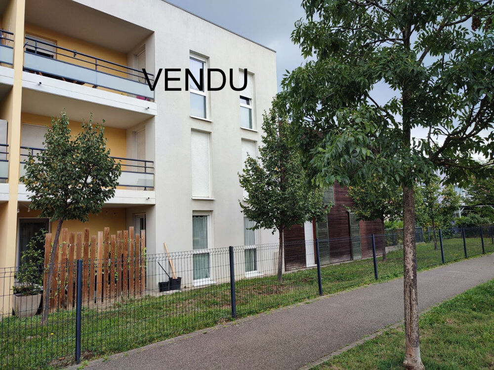 Dans belle résidence appartement 2 pièces