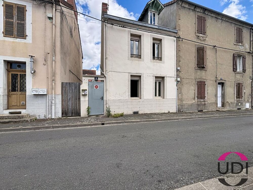 Charmante maison de ville de 72 m² avec cour et dépendances - Montluçon