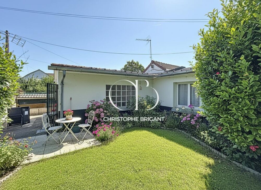 Vente Maison Maison Villejuif 2 pièce(s) 28 m2 avec Jardin Villejuif