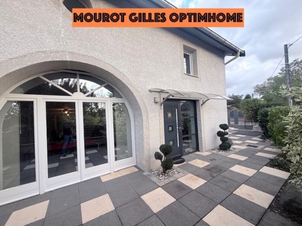 Vente Maison MAISON DE 223 m² AVEC PISCINE ET TERRAIN DE 1 150 m² À HADOL Hadol