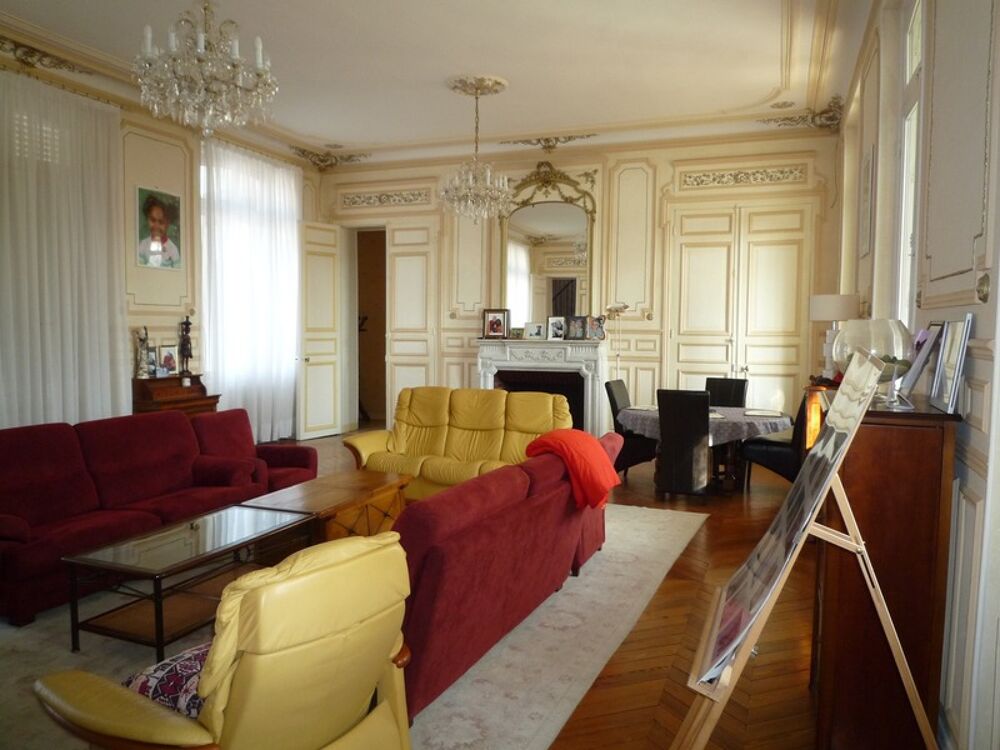 Dpt Aisne (02), CHATEAU THIERRY centre, demeure 1850 de 600 m² habitables et parc clos de murs 5000 m2