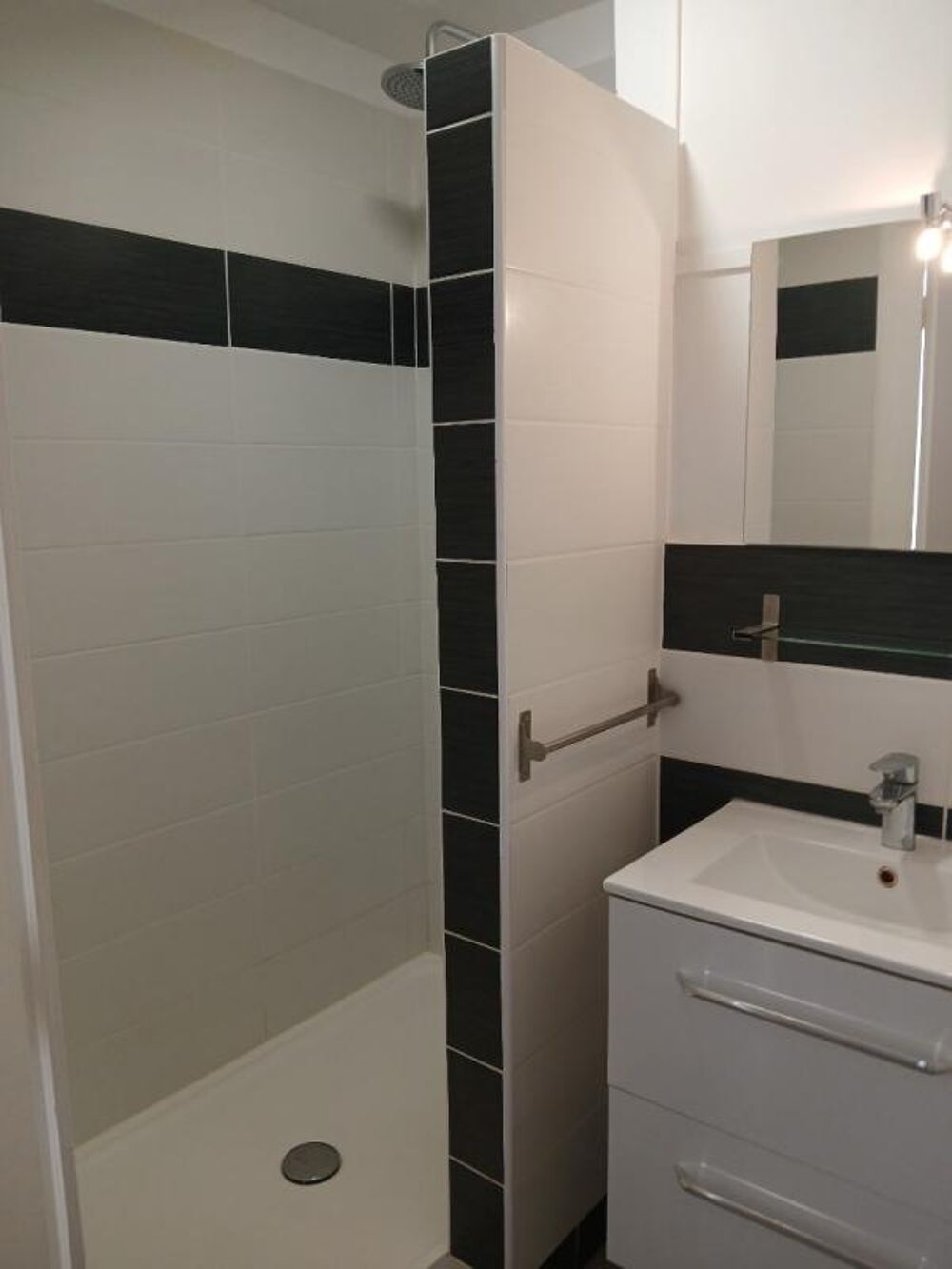 Appartement T3 de 60 m² avec balcon et parking