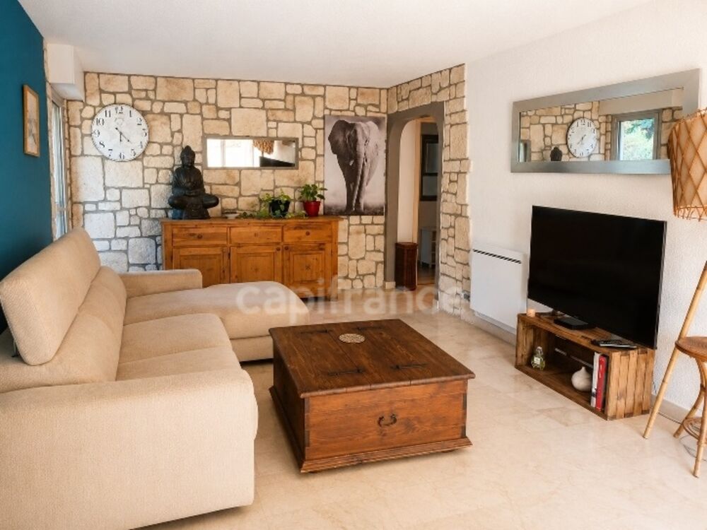 Vente Appartement CHARMANT T3 EN REZ-DE-JARDIN À SAINT-RAPHAËL, SECTEUR VALESCURE Saint raphael