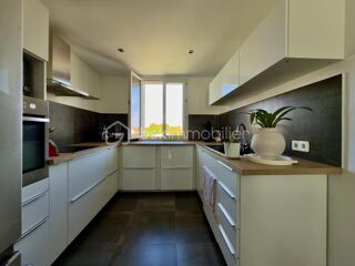  Appartement à louer 3 pièces 65 m²