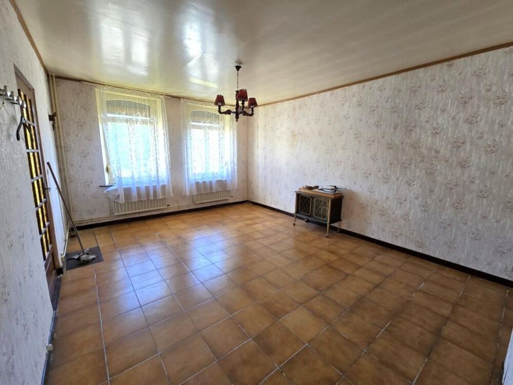 HIRSON (02) - ? Vente maison avec 2 chambres ??, grenier aménageable, terrasse et terrain ?