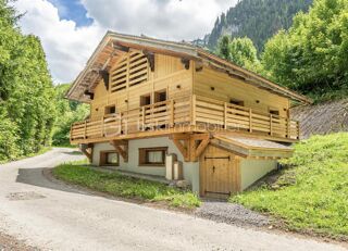  Chalet � vendre 9 pi�ces 216 m�