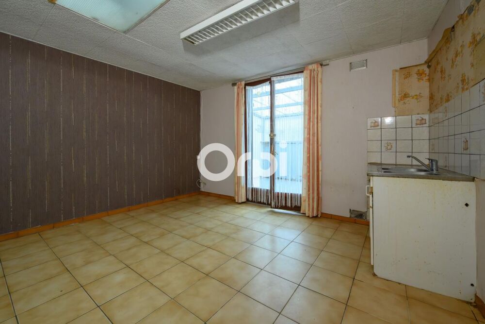 Vente Maison Maison à vendre à rénover sur GUESNAIN - 2 chs. avec comble aménageable Guesnain