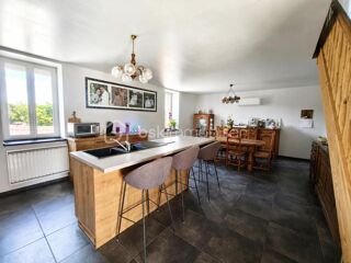  Propriété/château à vendre 8 pièces 195 m²