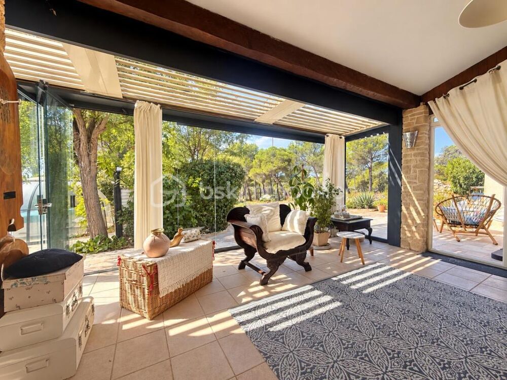 Maison de plain-pied 155 m² + 140 m² de dépendances - Calme - Vue