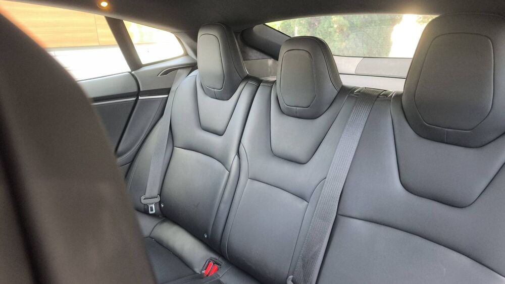 Model S 100D Dual Motor AWD 525 Grande Autonomie - Automatique Toit 2018 occasion 62910 Eperlecques