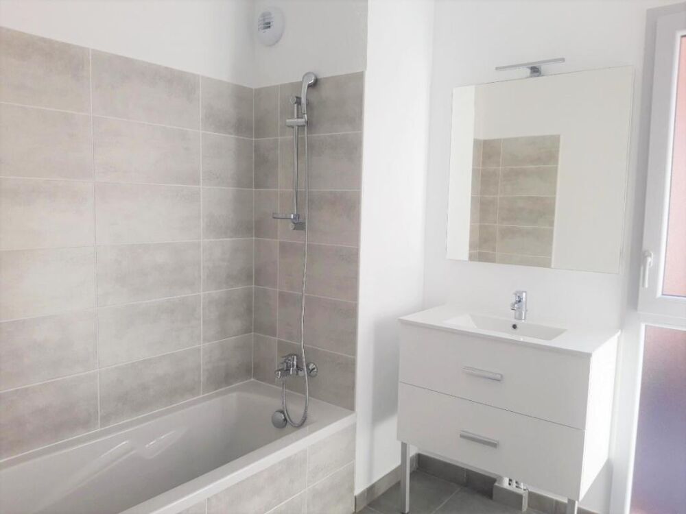 Location Appartement T3 avec balcon et parking à DRAP Drap