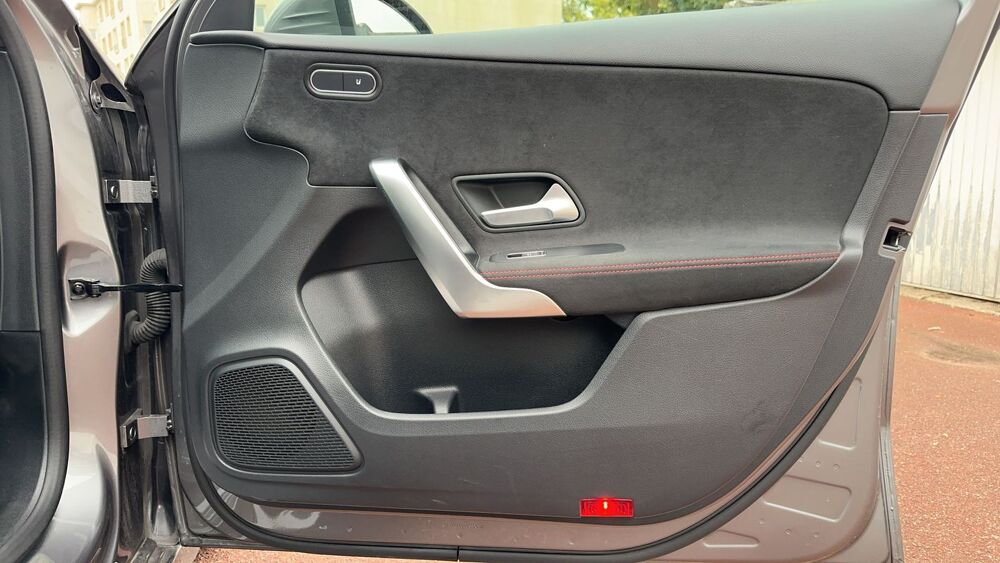 Classe A 200 d 150 8G-Tronic AMG Line - 5 places Automatique 2020 occasion 78400 Chatou