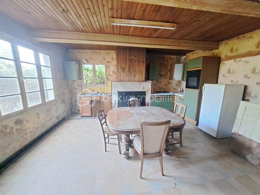 Vente Maison MAISON A RENOVER DANS UN BOURG TOUS COMMERCES Feuquieres en vimeu