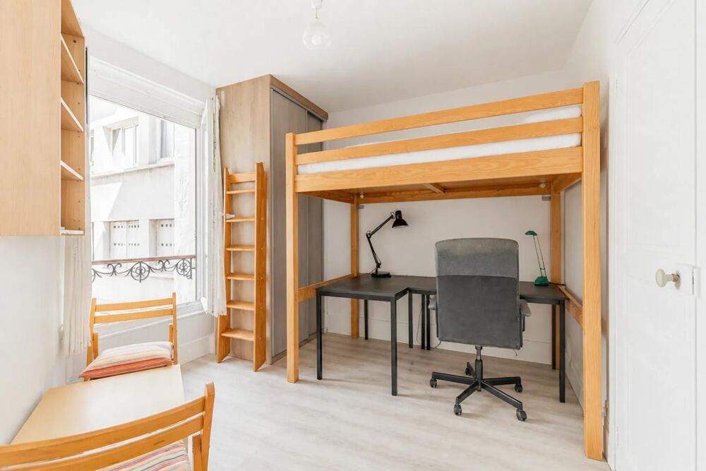 Vente Appartement Superbe studio meublé et rénové sur cour – Jules Joffrin Paris 18