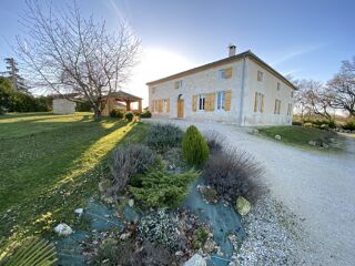  Propriété/château à vendre 10 pièces 380 m²