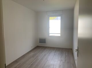  Appartement à louer 3 pièces 57 m²