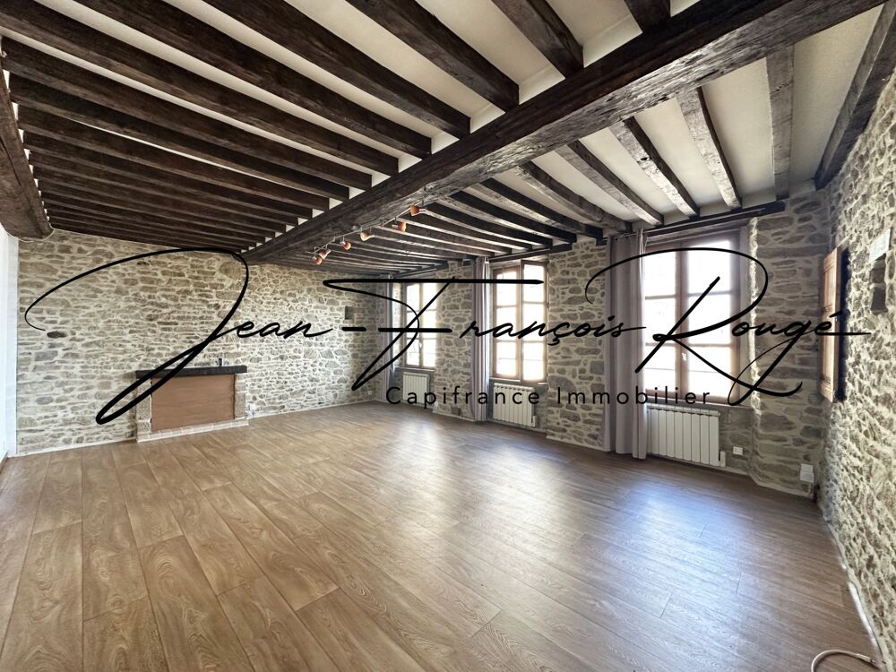 Face à l'église Saint-Pierre, appartement T3 de 72 m², dans une petite copropriété !!!