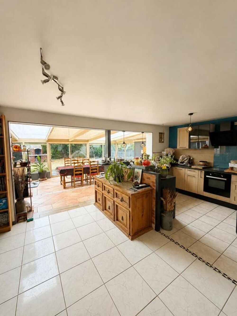 Vente Maison Maison plain-pied 100 m² 4 chambres à vendre - Terrain 1100 m² avec piscine Gisors