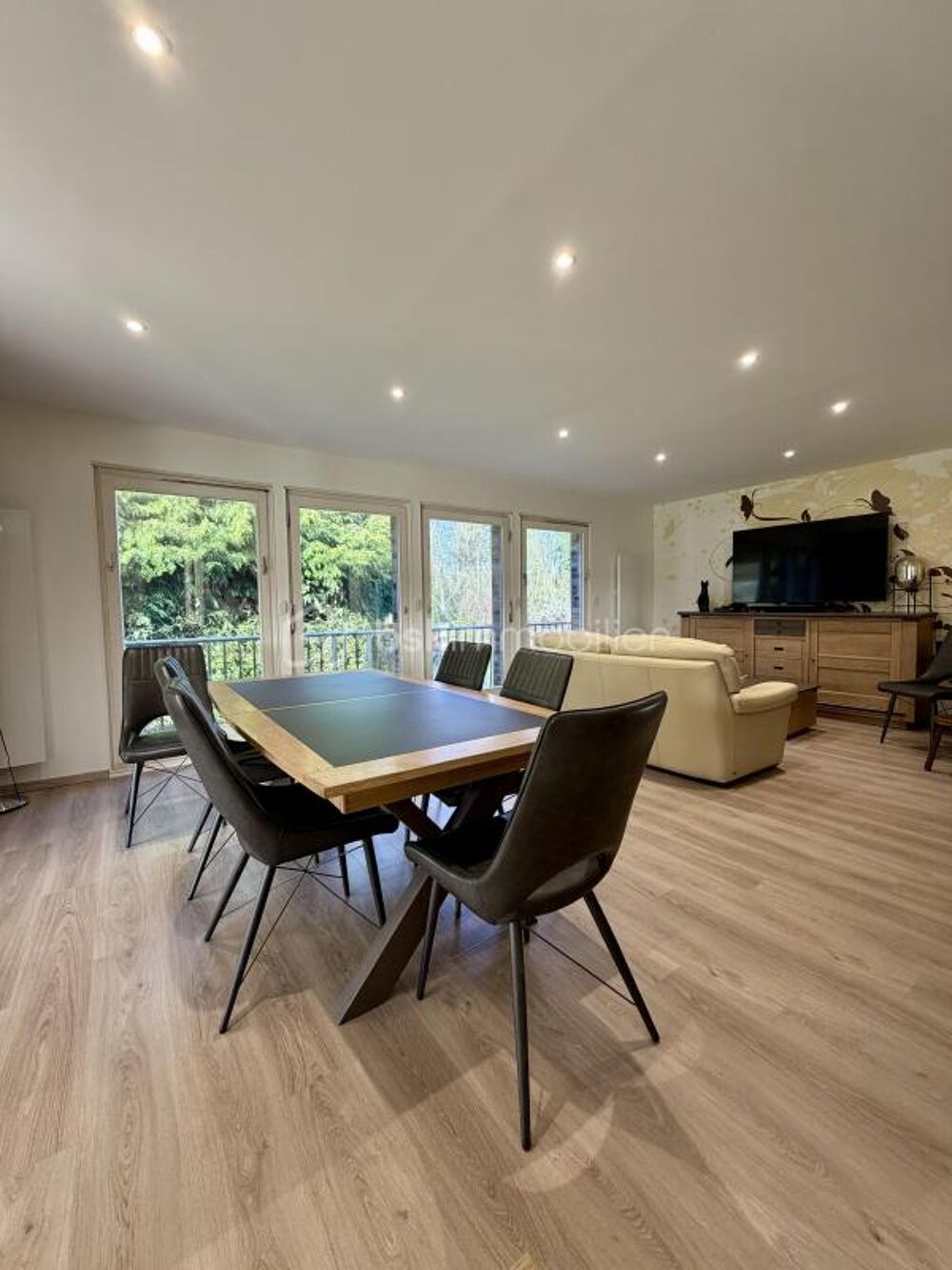 RUMIGNY Pavillon 3 chambres, sous-sol complet, terrain 1 598 m²