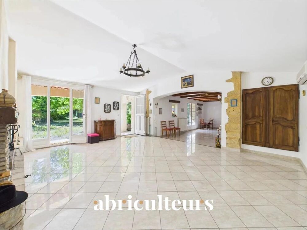 Vente Maison Lambesc – Maison de charme T6 Lambesc