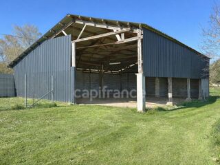  Remise / Grange � vendre 1 pi�ce 267 m�