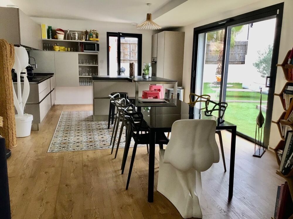 � vendre  Maison Saint-Cyr-sur-Mer (83270)