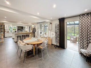  Maison  vendre 12 pices 207 m