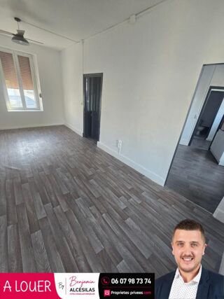  Appartement à louer 5 pièces 80 m²
