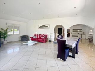  Maison � vendre 5 pi�ces 182 m�