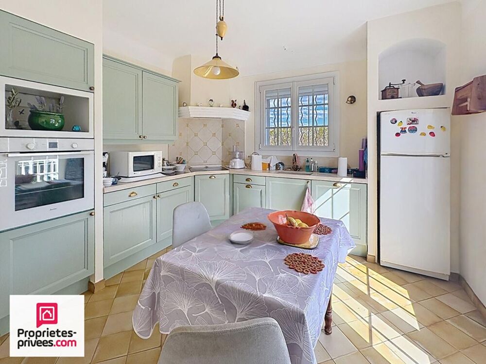 Rians Villa T4 sur 765 m² au calme à pied du village