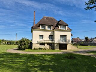  Maison à vendre 10 pièces 218 m²