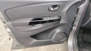 Captur 1.5 DCI ENERGY 90 Intens 2015 occasion 79000 Niort