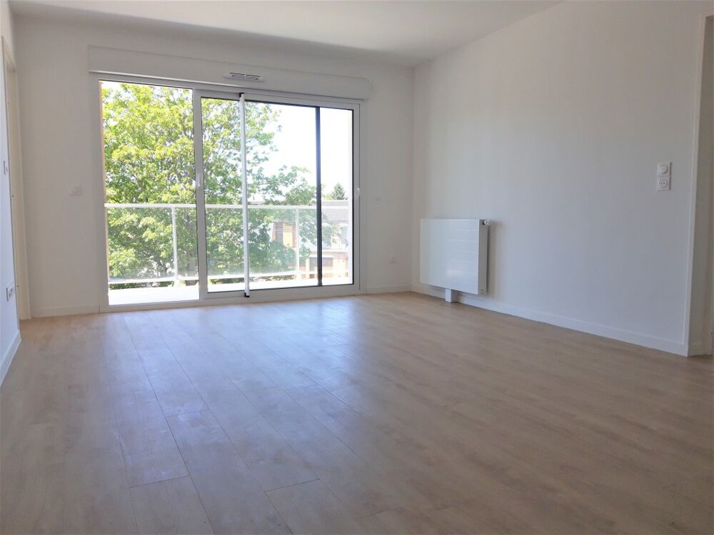 Location Appartement Magnifique T3 avec balcon à LESQUIN Lesquin