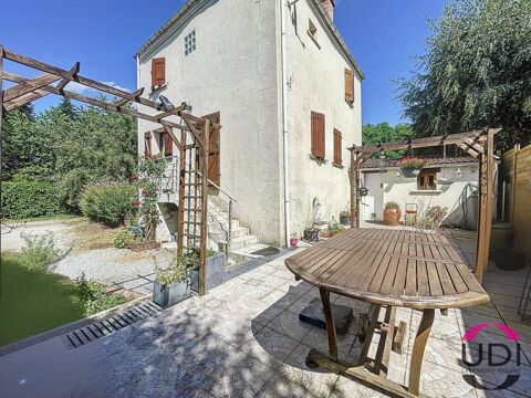   Maison situe  Lavaveix-les-Mines Maison - 4 pice(s) - 81 m