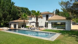 Villa à vendre 5 pièces 250 m²