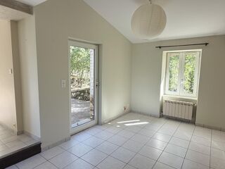 Location Appartement AGREABLE T2 AVEC JARDIN Villefranche de rouergue
