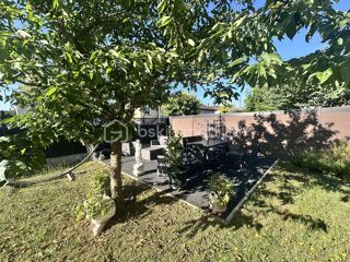  Maison  vendre 9 pices 199 m