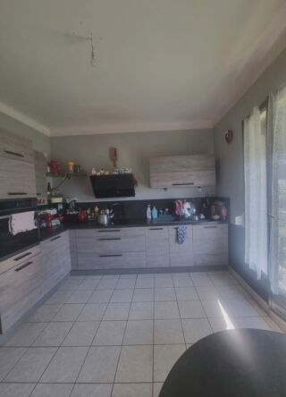  Immeuble � vendre 6 pi�ces 160 m�