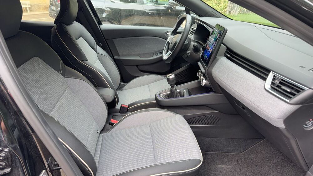Clio 1.0 TCe 90.0 Techno - Entretien constructeur 2023 occasion 06800 Cagnes Sur Mer
