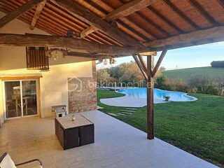 Maison 7 pièces 275 m² · à Lanta · 275 m² · 749 000 €